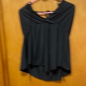 Woman’s summer shirt NWOT  164